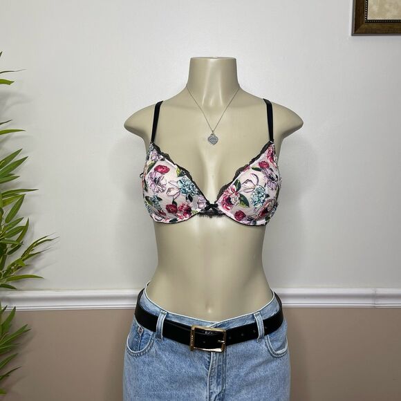 Victoria's Secret Other - Victoria’s Secret Very Sexy Low Cut Embroidered Unlined Demi Bra